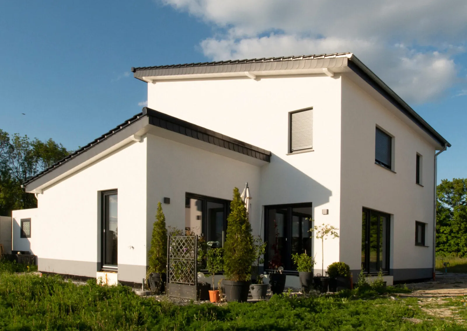 Fertiggestelltes Einfamilienhaus in den Springbach Höfen